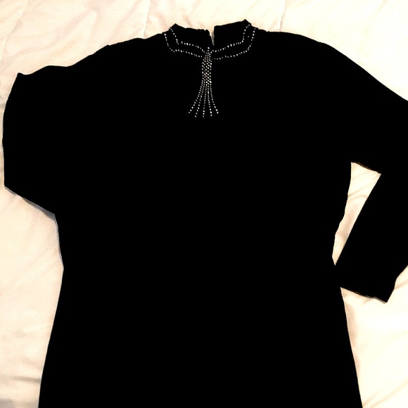 ✨Host pick ✨Rhinestone detail black sweater! - Picture 1 of 4